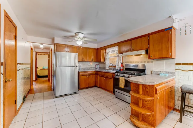 $179,000 | 2117 West 71st Place, Chicago, IL 60636