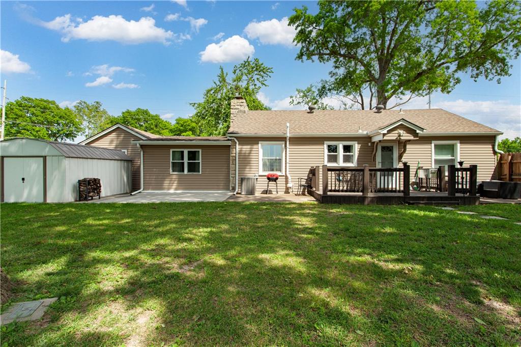 1916 James Downey Road Independence, MO 64057 - Photo 11 of 45