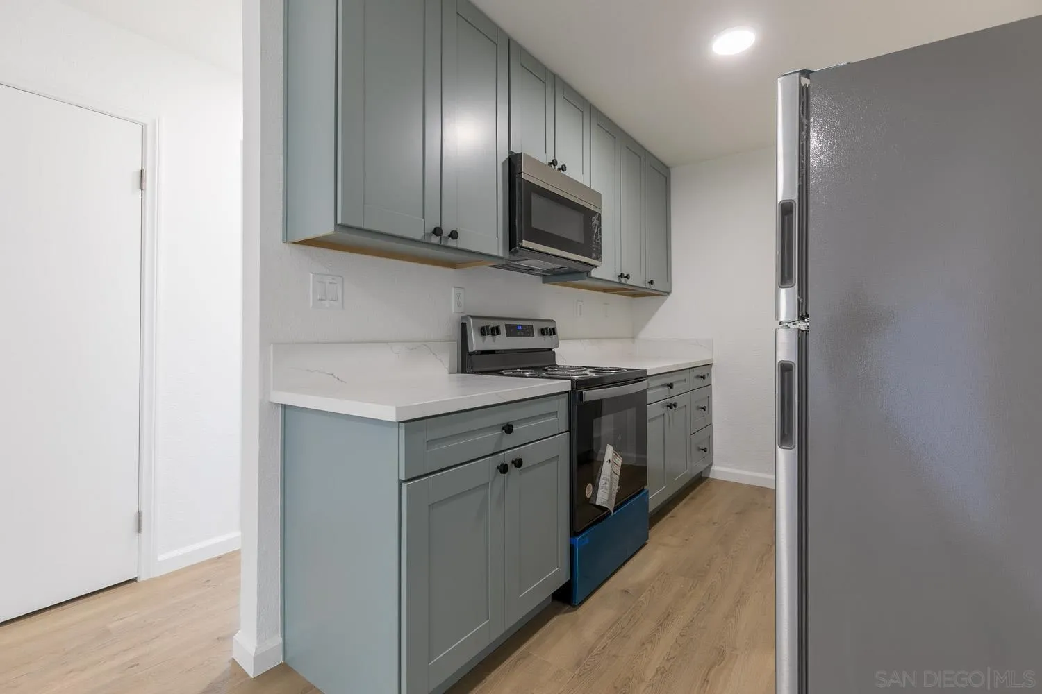 9258 Birch Street Spring Valley, CA 91977 - Photo 7 of 16 Gallery Image 7