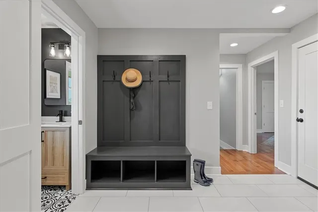 $885,000 | 37755 West 159th Street, Edgerton, KS 66021