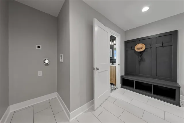 $885,000 | 37755 West 159th Street, Edgerton, KS 66021