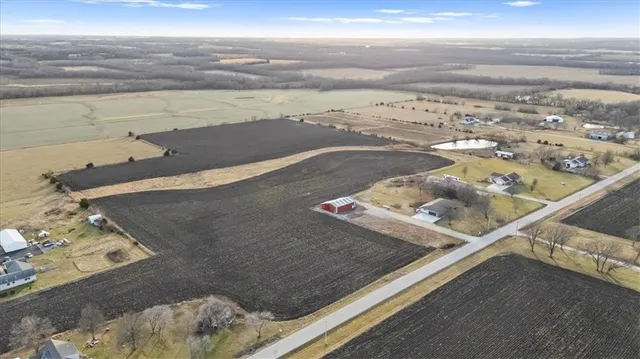 $885,000 | 37755 West 159th Street, Edgerton, KS 66021