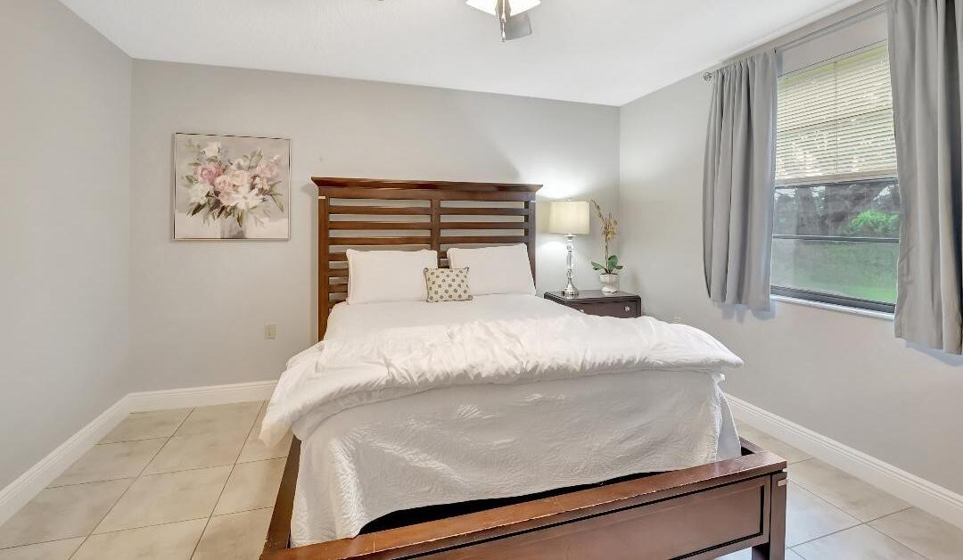 6097 Balboa Circle, Unit 103 Boca Raton, FL 33433 - Photo 22 of 31 Primary Bedroom