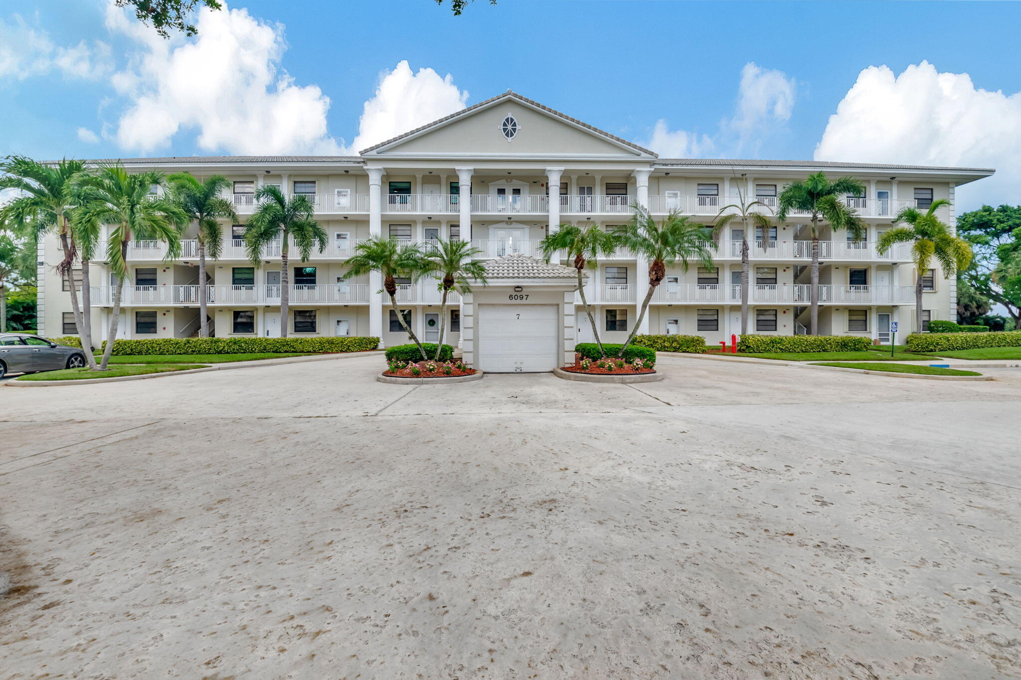 6097 Balboa Circle, Unit 103 Boca Raton, FL 33433 - Photo 25 of 31 6097 Building