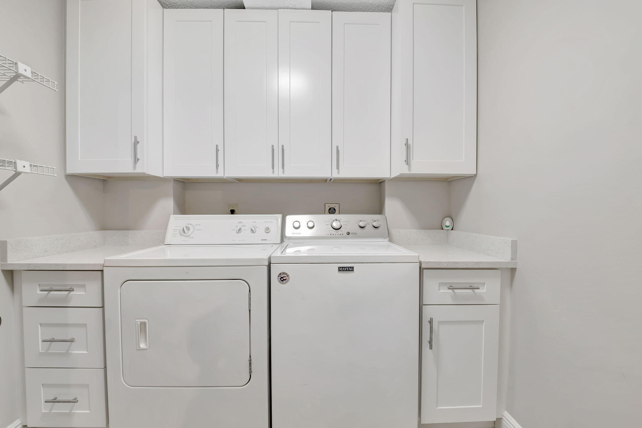 6097 Balboa Circle, Unit 103 Boca Raton, FL 33433 - Photo 9 of 31 Laundry Room