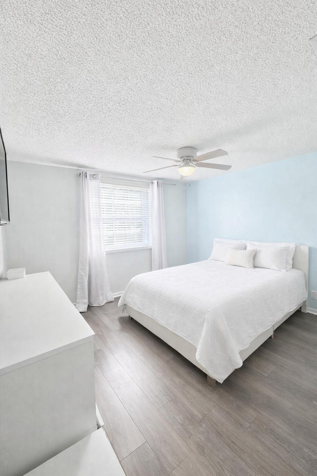 6538 Abbey Road Parkland, FL 33067 - Photo 13 of 18 ChatGPT Image Mar 25, 2026 at 10_36_07 A