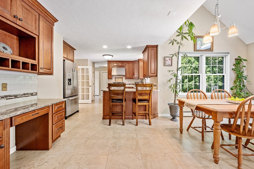 117 Madison Road Northborough, MA 01532 - Photo 13 of 42
