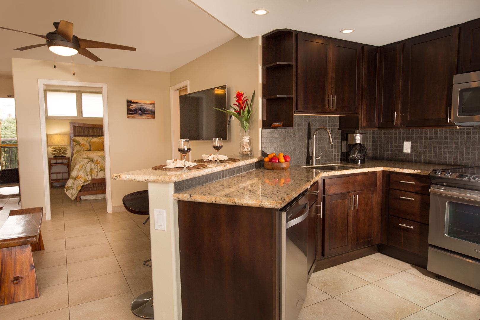 3823 Lower Honoapiilani Road, Unit 310 Lahaina, HI 96761 - Photo 6 of 30