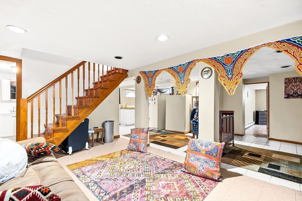 291 Main Street Saugus, MA 01906 - Photo 10 of 12