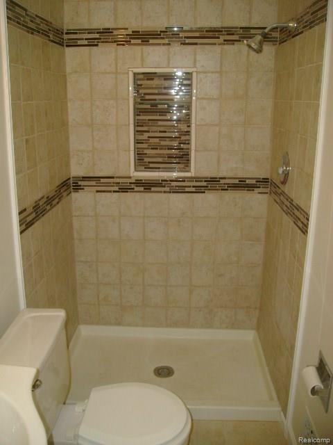 3525 Samuel Avenue Rochester Hills, MI 48309 - Photo 14 of 18