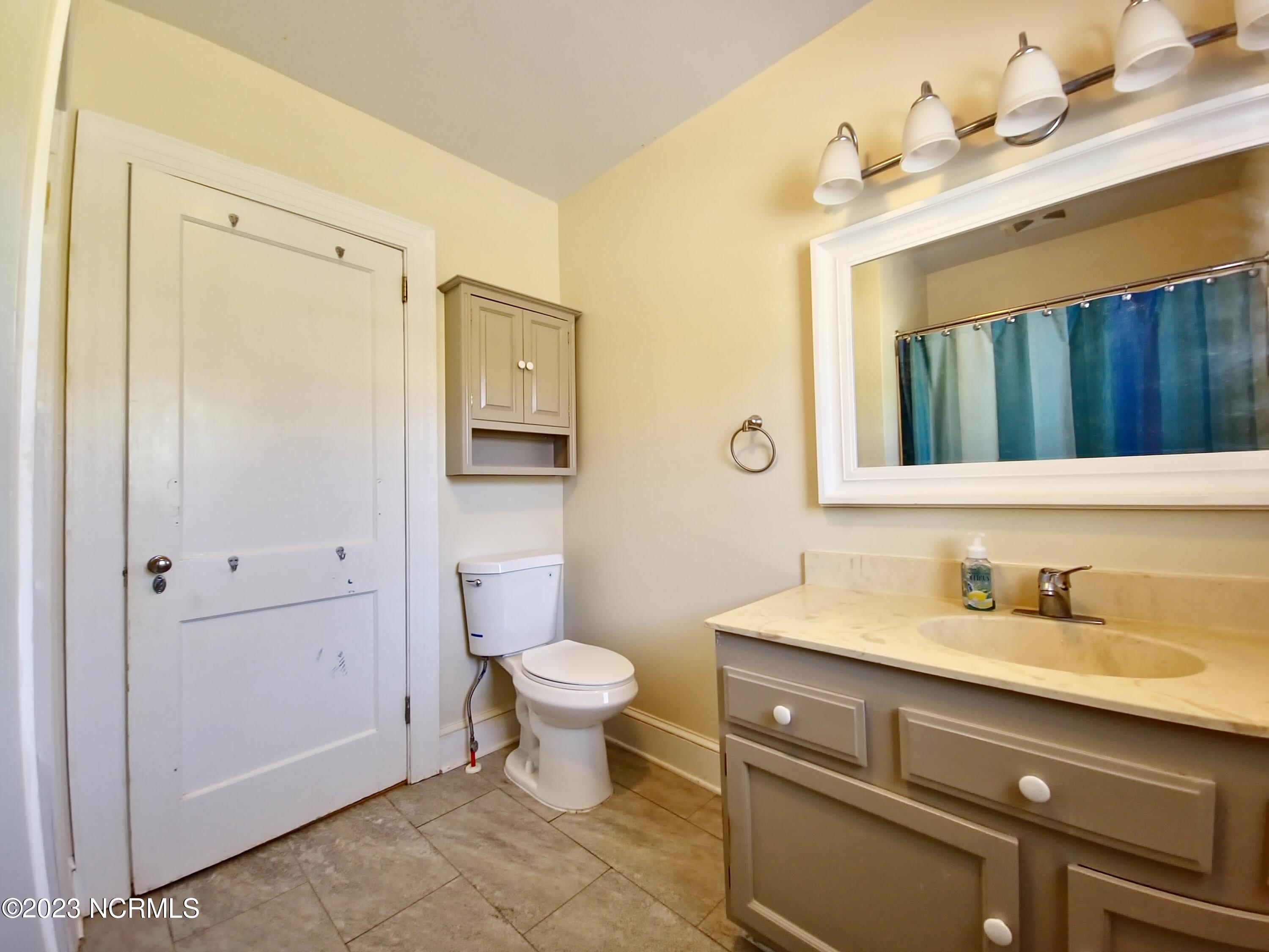 407 Second Street Ayden, NC 28513 - Photo 24 of 37 Bathroom