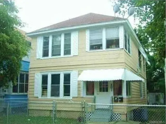 $280,000 | 201 West Parmenter Street, Newburgh, NY 12550