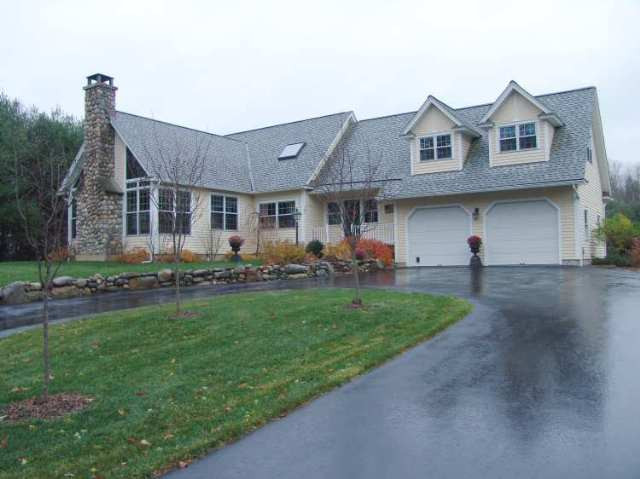 208 Font Grove Road Slingerlands, NY 12159 - Photo 1 of 8 Photo 1