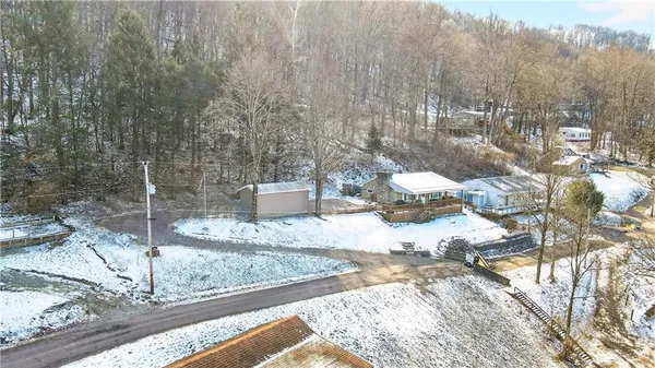 a view of yard from balcony