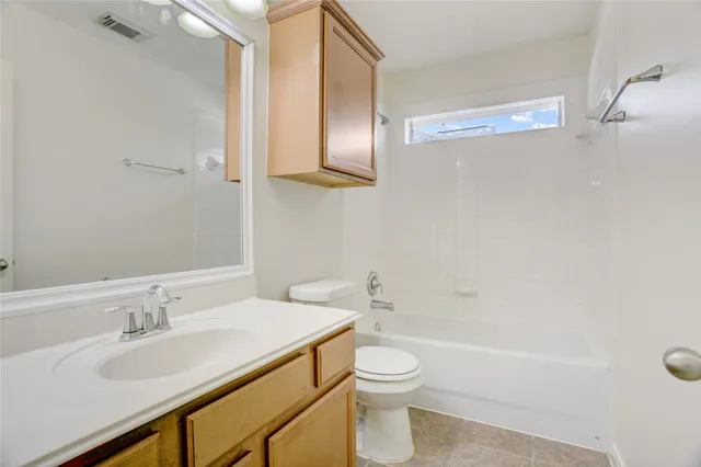 $3,500 | 13508 Sweet Wind Court, Pearland, TX 77584