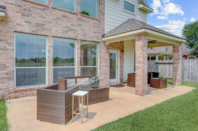 $3,500 | 13508 Sweet Wind Court, Pearland, TX 77584