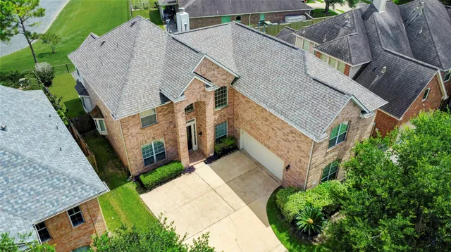 $3,500 | 13508 Sweet Wind Court, Pearland, TX 77584