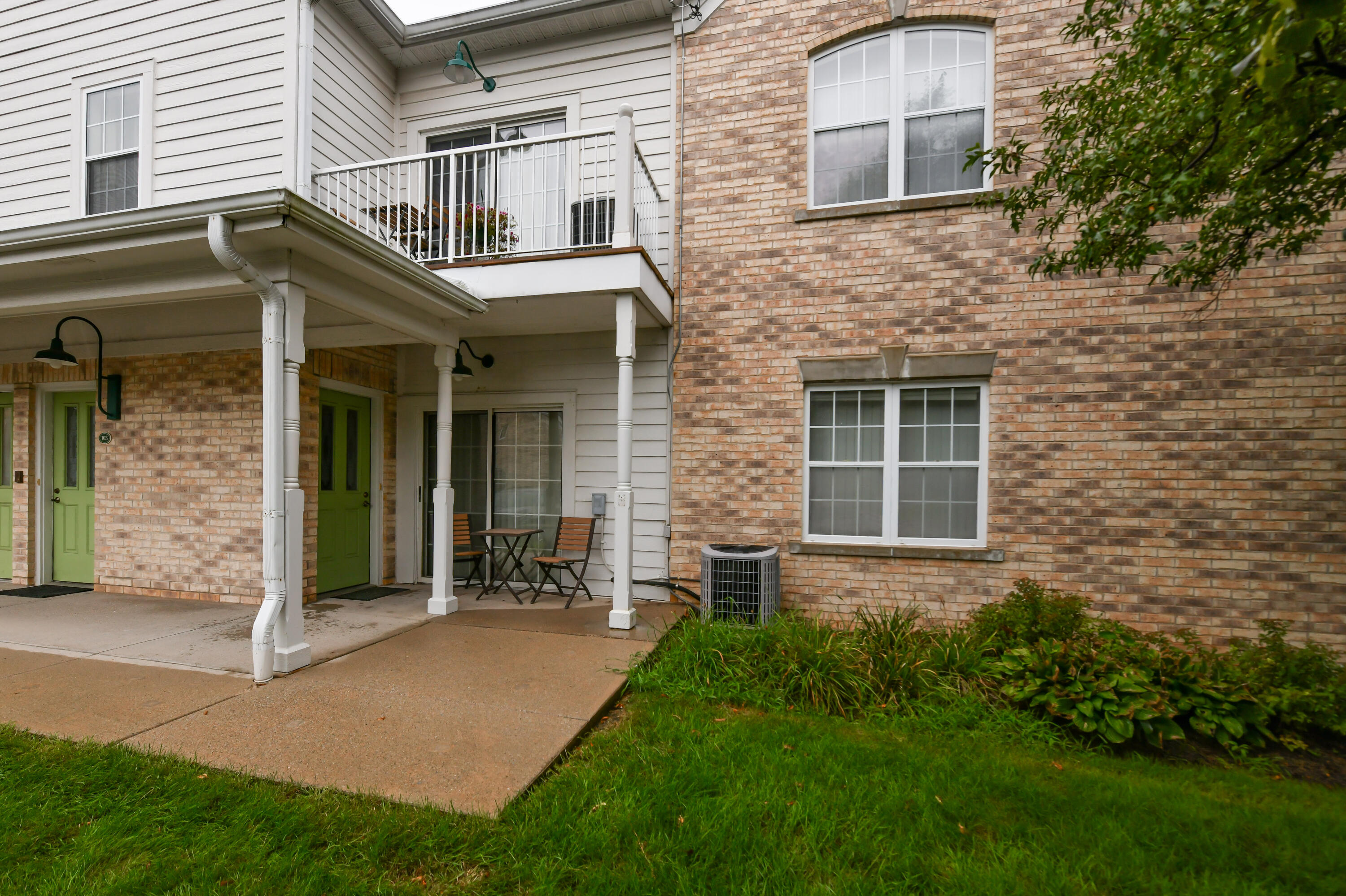 2740 Northview Road, Unit 104 Waukesha, WI 53188 - Photo 41 of 47 HEN_8315