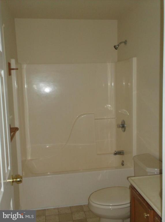 1835 Shelley Road Lancaster, PA 17602 - Photo 4 of 9 Gallery Image 4