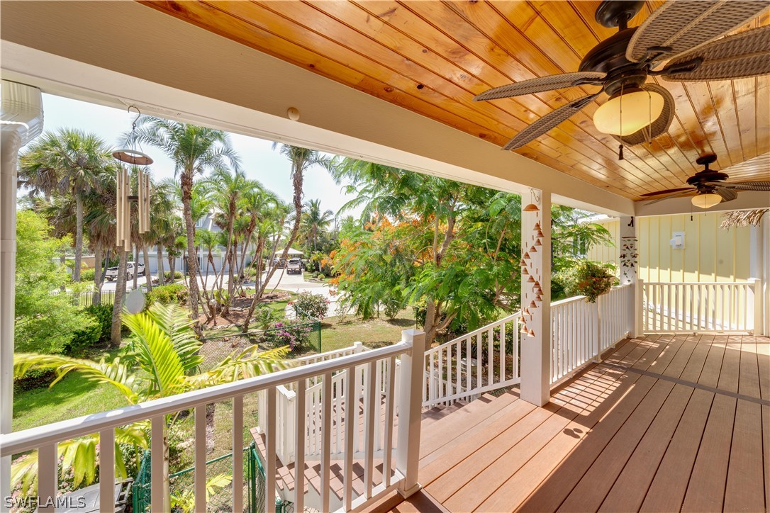 7146 Congdon Road Fort Myers, FL 33908 - Photo 25 of 50 a view of a balcony with wooden floor