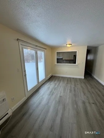 $1,650 | 15 Kent Court, Unit 4, Ashford, CT 06278