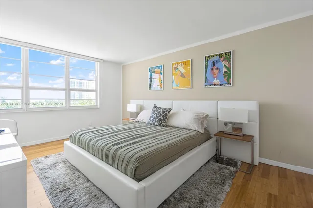 $8,000 | 100 Lincoln Road, Unit 548, Miami Beach, FL 33139