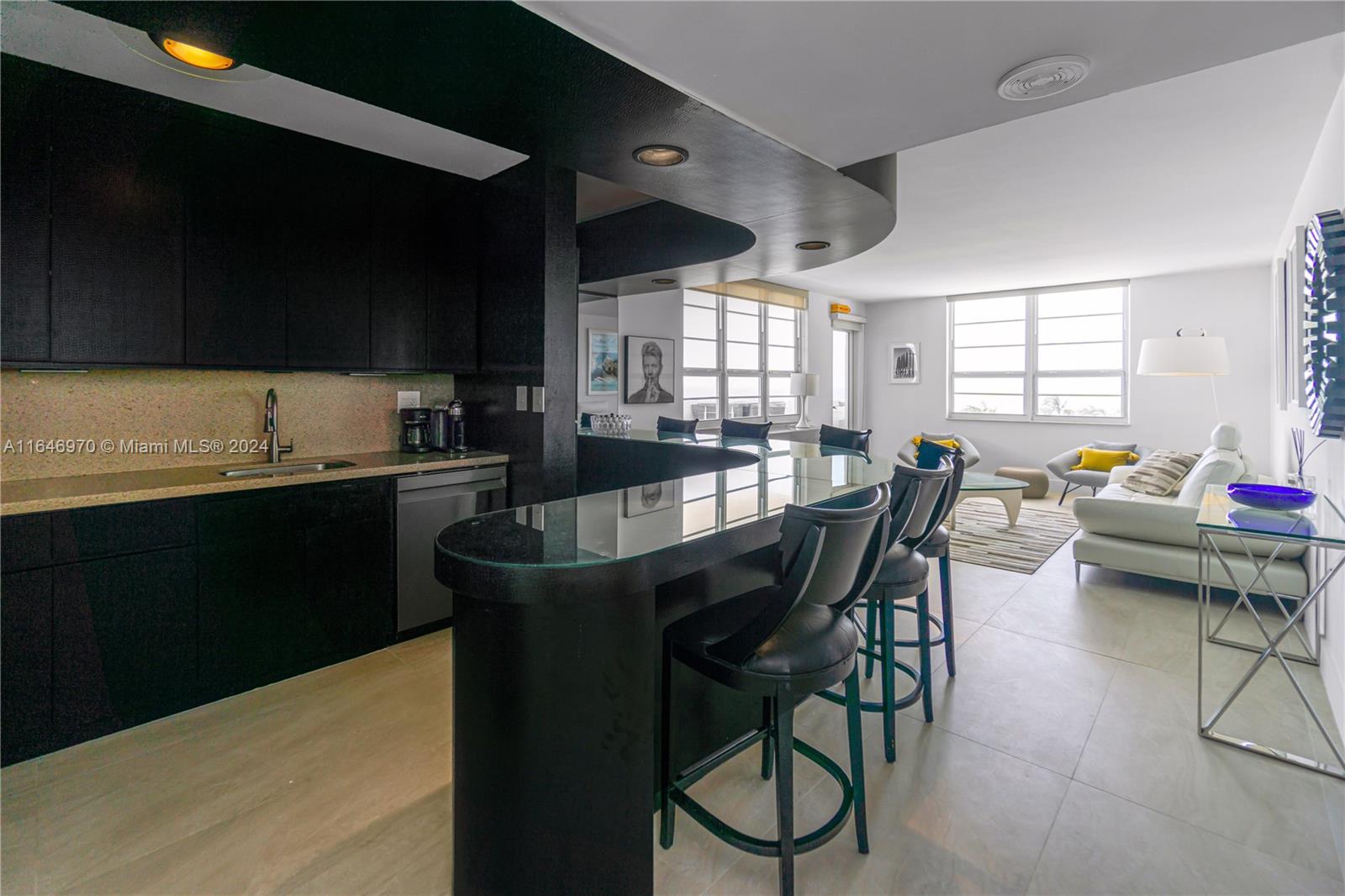 100 Lincoln Road, Unit 548 Miami Beach, FL 33139 - Photo 3 of 32