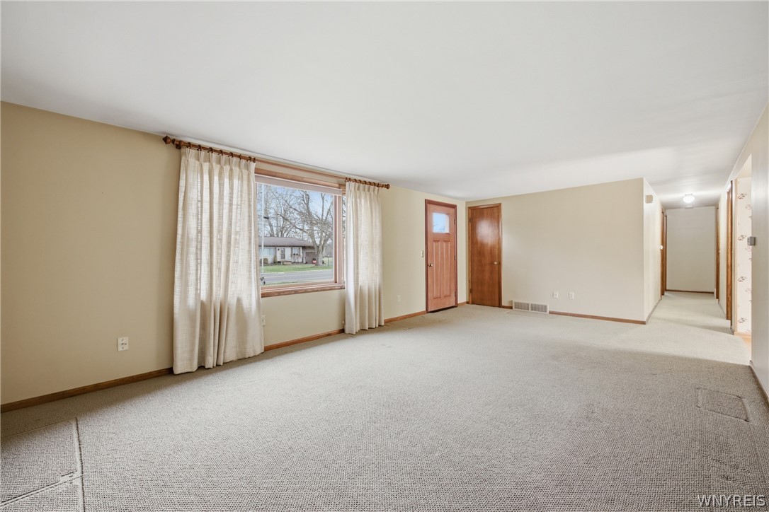 1205 Dodge Road Amherst, NY 14068 - Photo 9 of 50