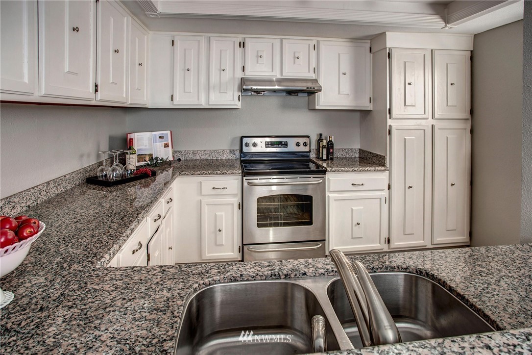 7459 Old Redmond Road, Unit 309 Redmond, WA 98052 - Photo 11 of 25