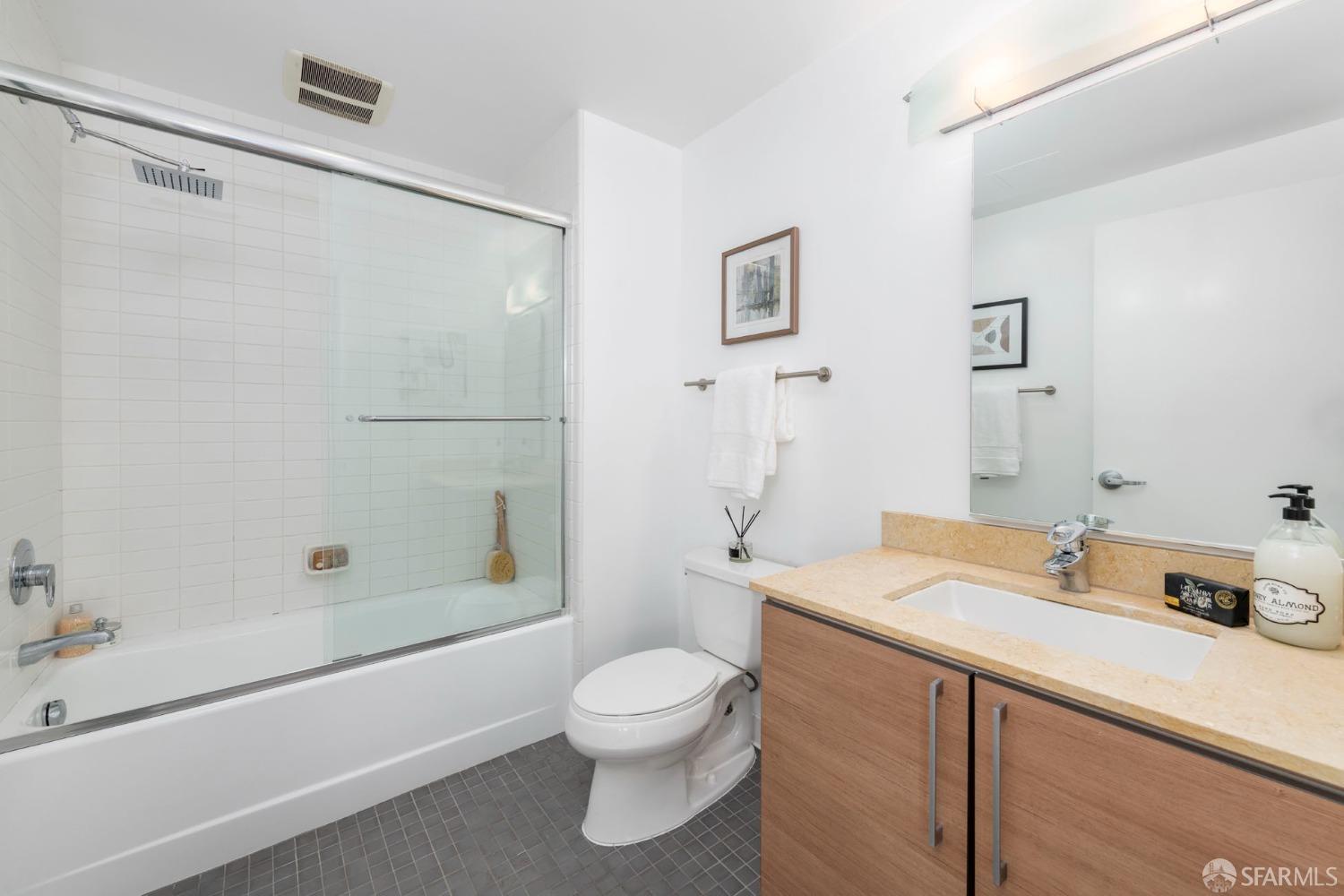 200 2nd Street, Unit 503 Oakland, CA 94607 - Photo 6 of 24