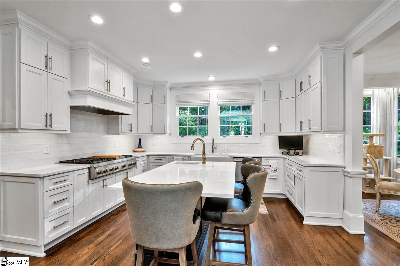 123 Jervey Road Greenville, SC 29609 - Photo 9 of 35