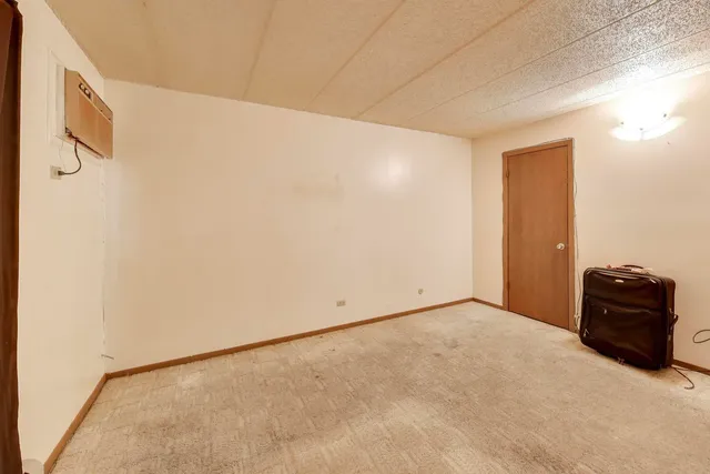 $149,900 | 2244 North Harlem Avenue, Unit 8, Elmwood Park, IL 60707