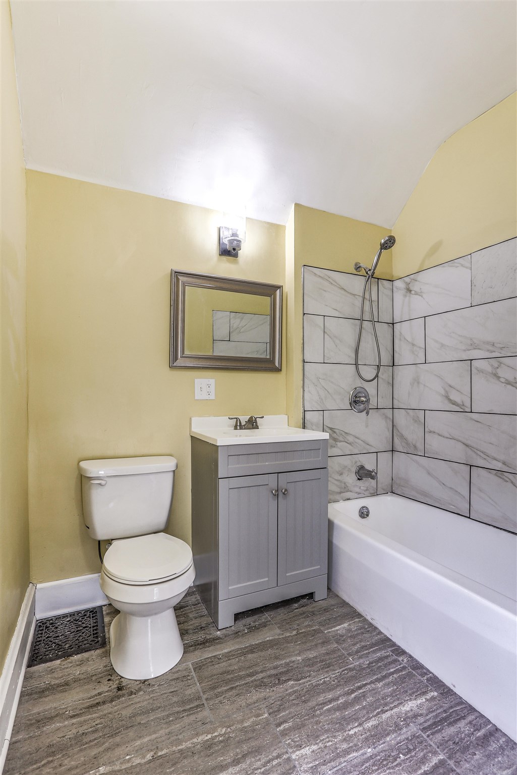 526 South Walnut Street Springfield, IL 62704 - Photo 8 of 9 Gallery Image 8