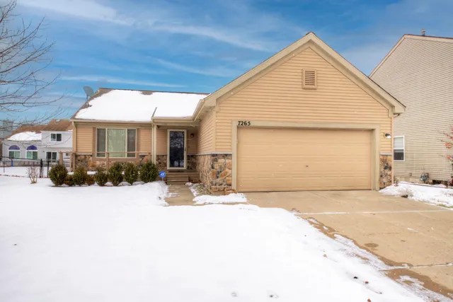 $349,900 | 7265 Royal Troon Drive, Ypsilanti, MI 48197