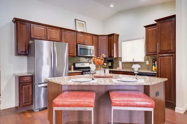 $349,900 | 7265 Royal Troon Drive, Ypsilanti, MI 48197