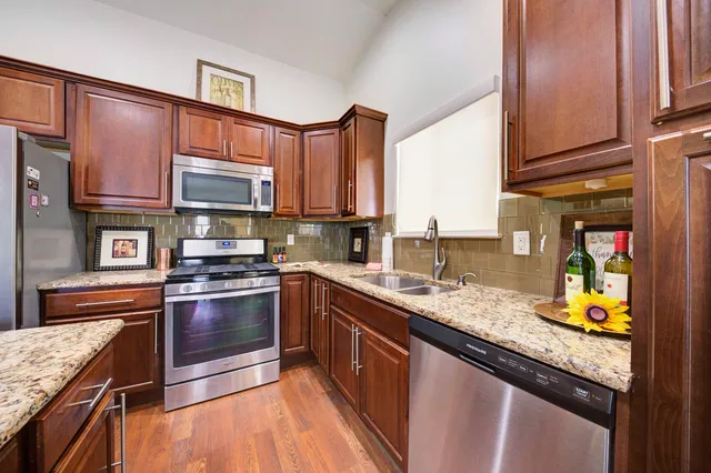 $349,900 | 7265 Royal Troon Drive, Ypsilanti, MI 48197