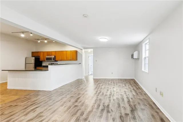 $1,750 | 4125 Magazine Street, Unit 2, New Orleans, LA 70115