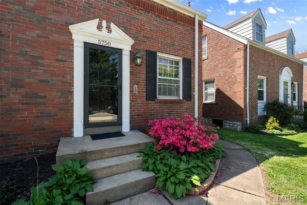 $280,000 | 5750 Gresham Avenue, St. Louis, MO 63109