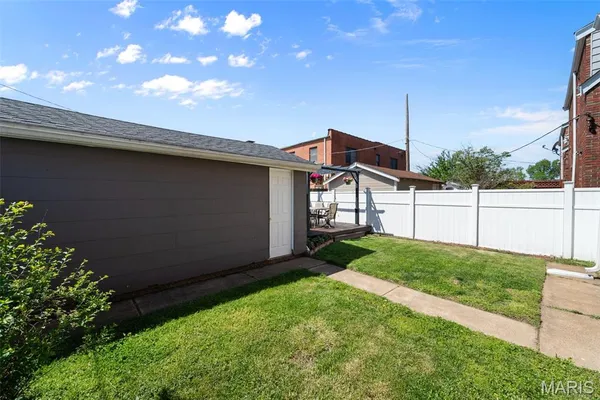 $280,000 | 5750 Gresham Avenue, St. Louis, MO 63109