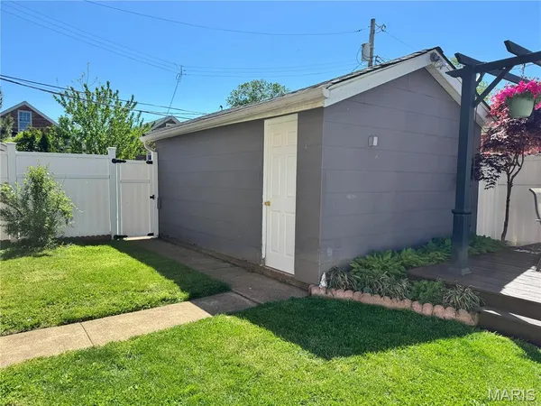 $280,000 | 5750 Gresham Avenue, St. Louis, MO 63109