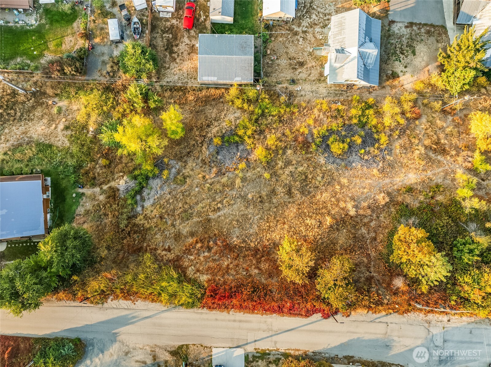 14-18 High Street Peshastin, WA 98847 - Photo 4 of 14 front view of a house with a yard