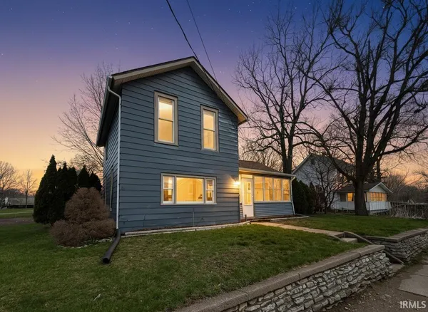 $196,900 | 1208 West Quincy Street, Garrett, IN 46738