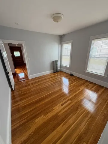 $5,500 | 68 Willow Street, Unit 2, Somerville, MA 02144