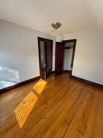 $5,500 | 68 Willow Street, Unit 2, Somerville, MA 02144