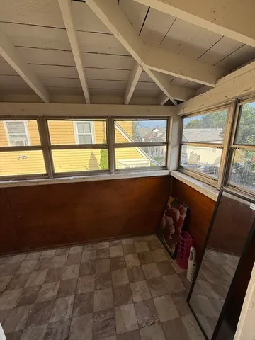 $5,500 | 68 Willow Street, Unit 2, Somerville, MA 02144