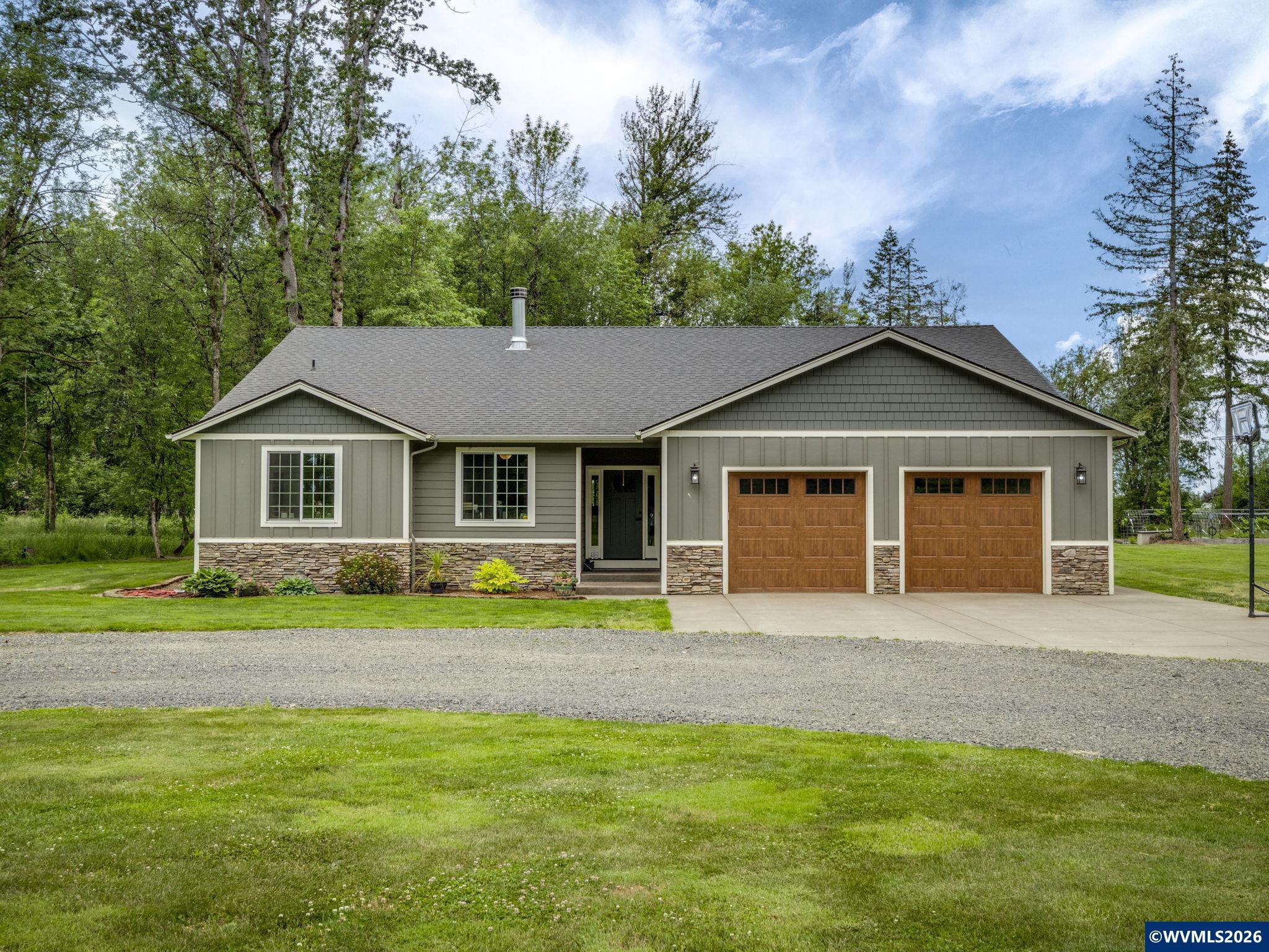 12950 South Barnards Road Molalla, OR 97038 - Photo 2 of 49