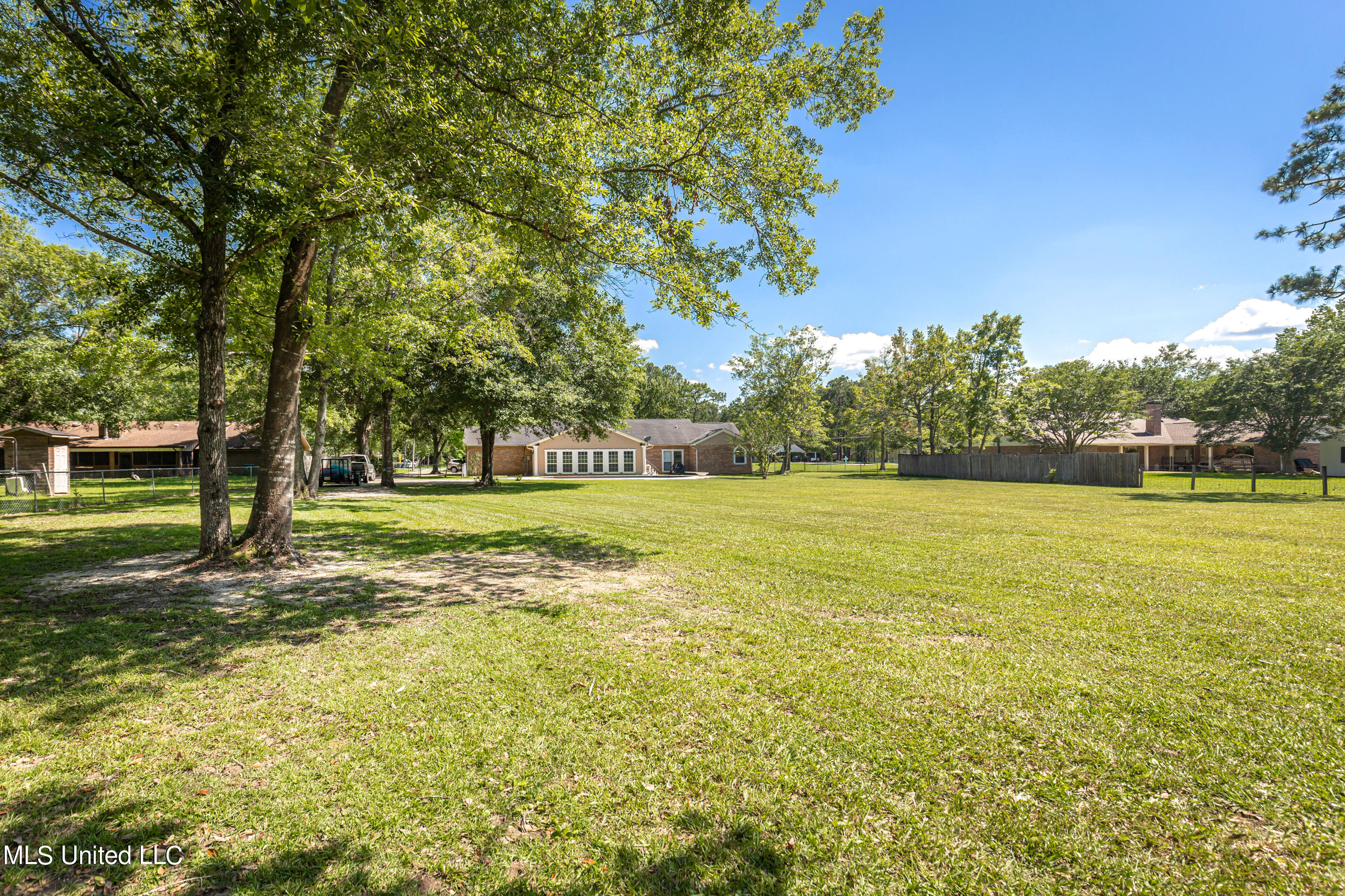 12526 Quail Ridge Road Gulfport, MS 39503 - Photo 57 of 69 IMG_3315