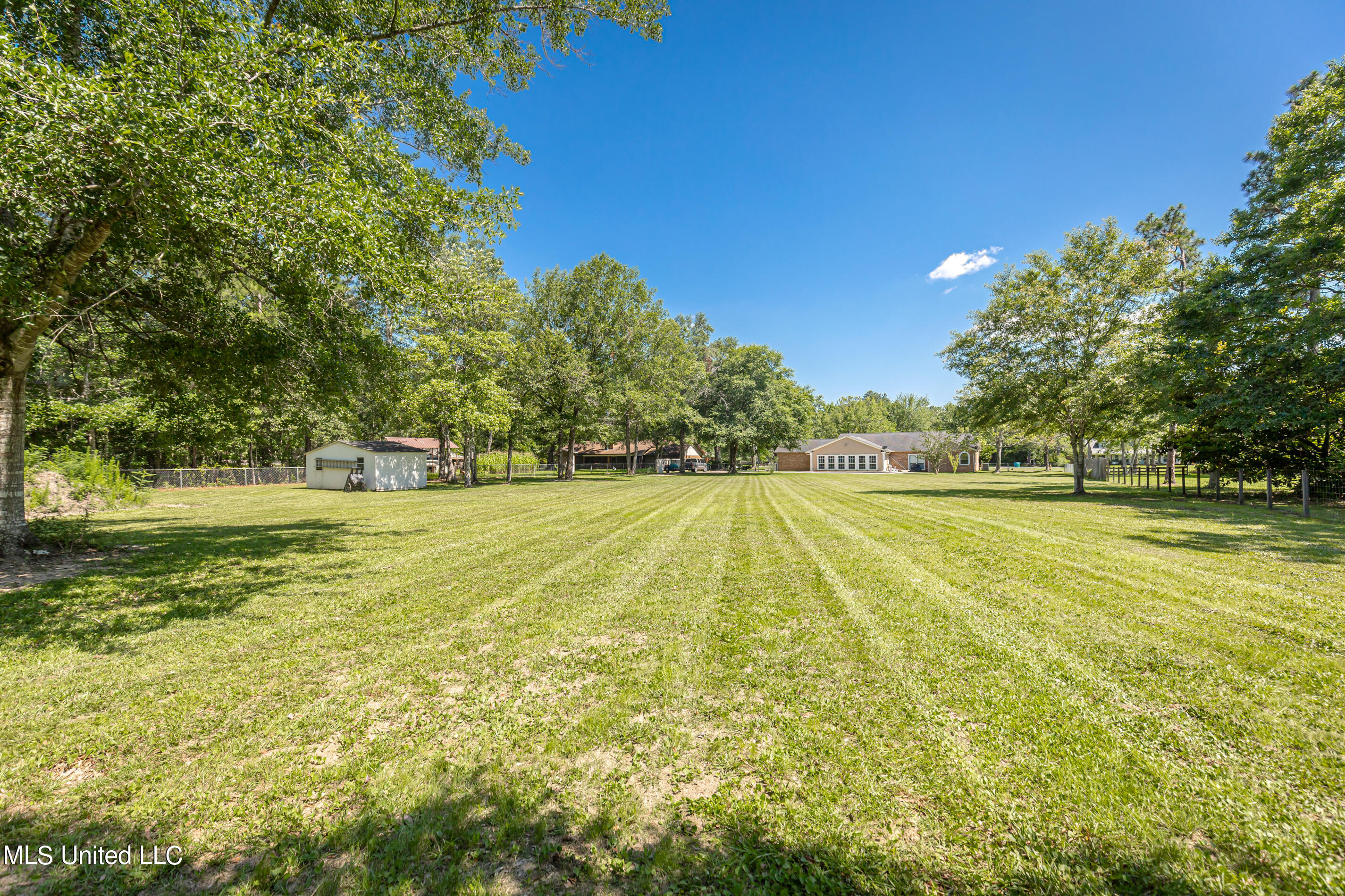 12526 Quail Ridge Road Gulfport, MS 39503 - Photo 58 of 69 IMG_3318