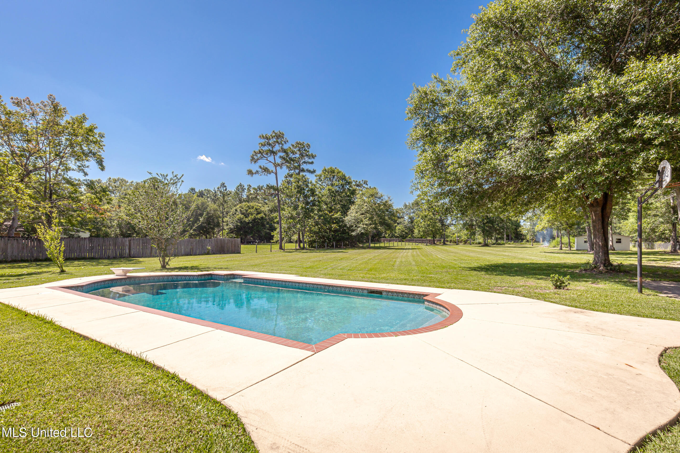 12526 Quail Ridge Road Gulfport, MS 39503 - Photo 63 of 69 IMG_3342