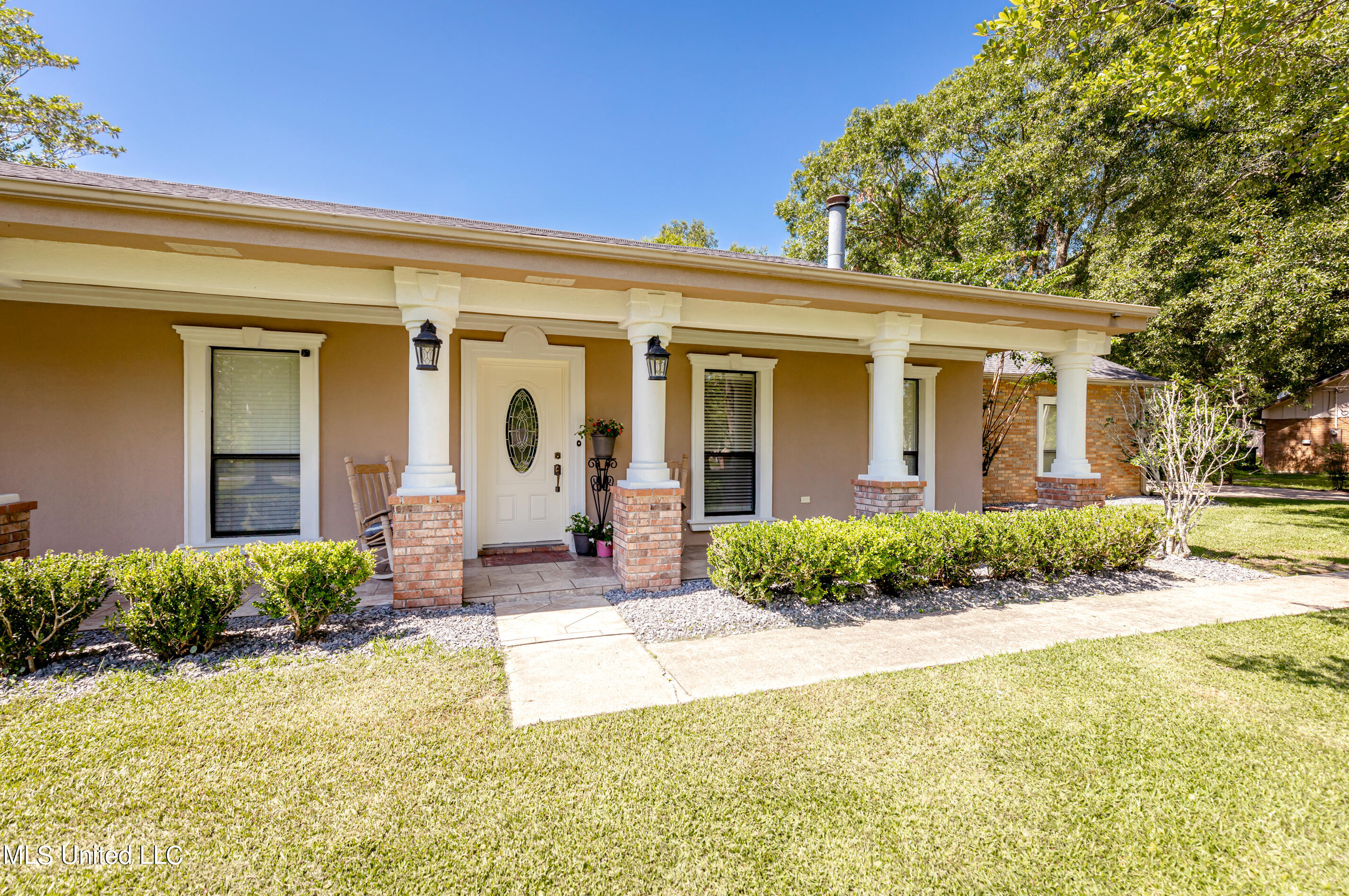12526 Quail Ridge Road Gulfport, MS 39503 - Photo 7 of 69 IMG_3354
